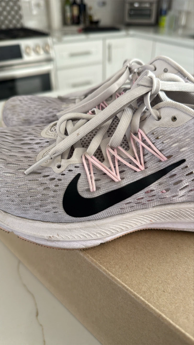 Nike Zoom Winflo 5. Size 7.5 - photo 2