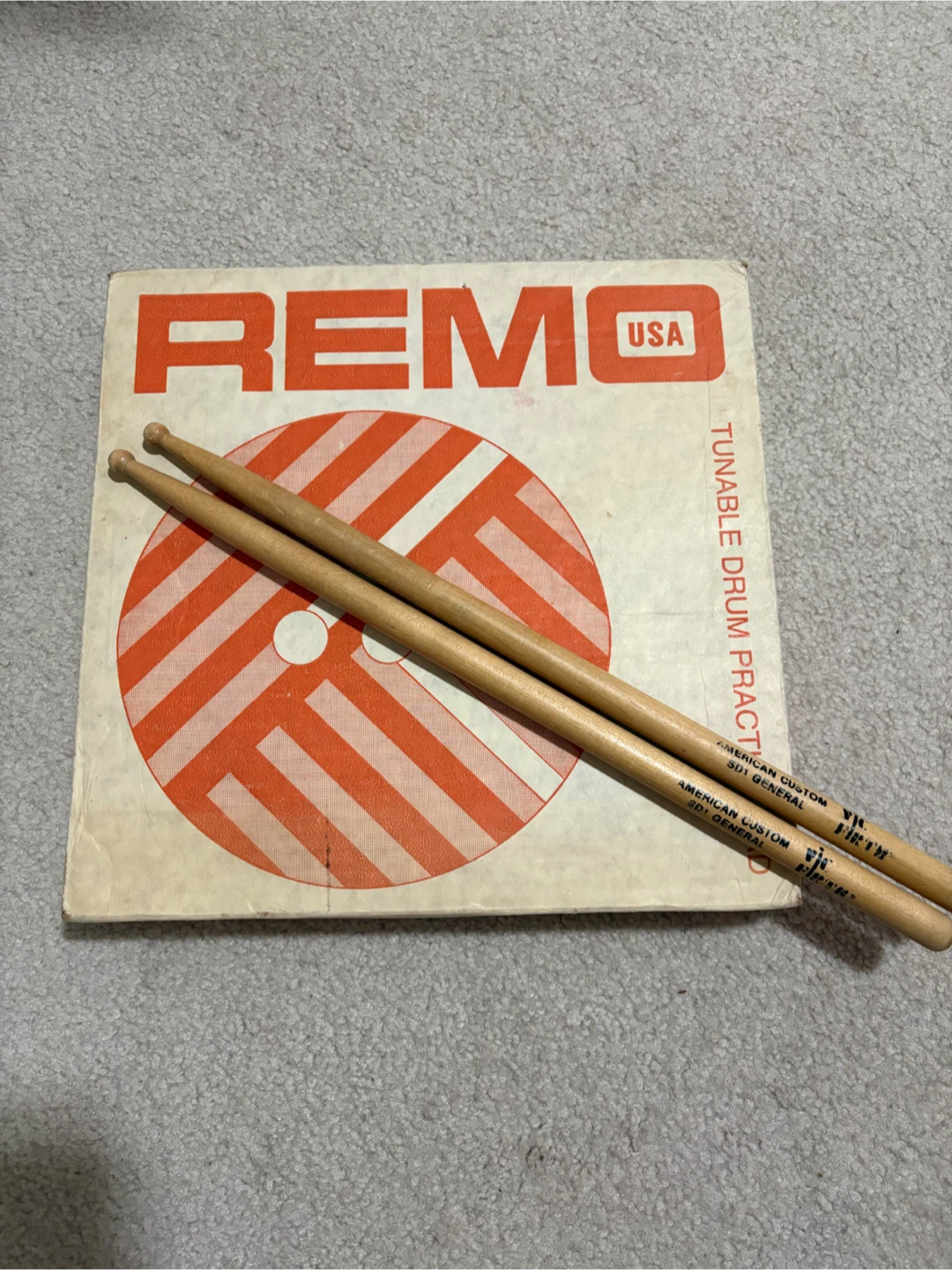 Remo Tunable Practice Drum Pad with Drumsticks - photo 3
