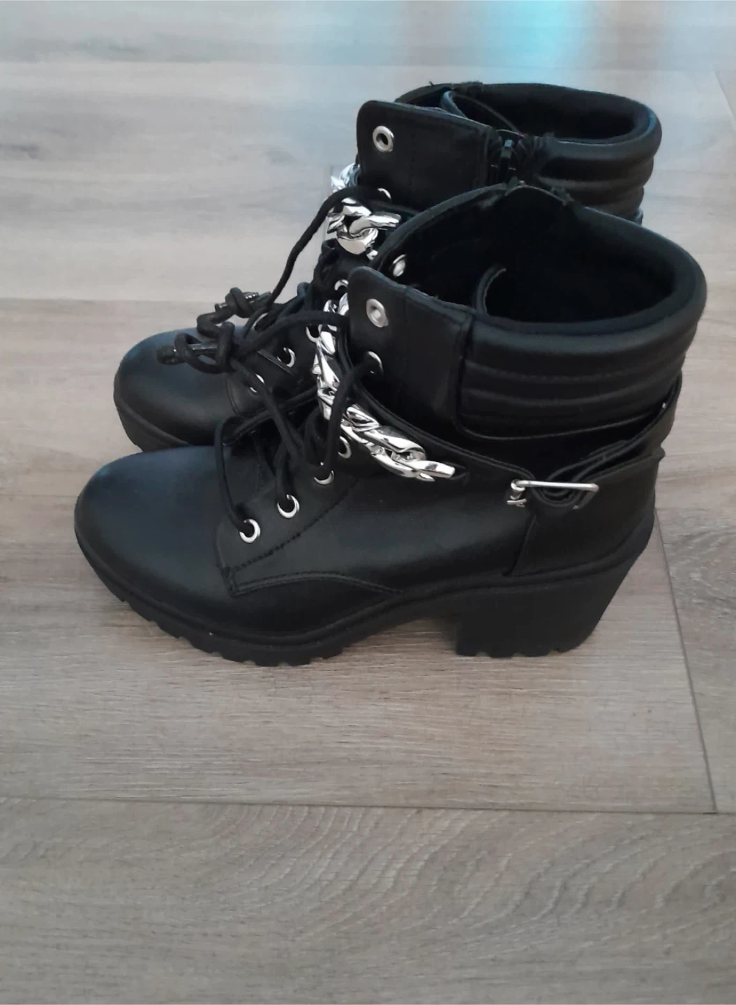 Black Lace-Up Ankle Boots with Chain Detail - photo 2