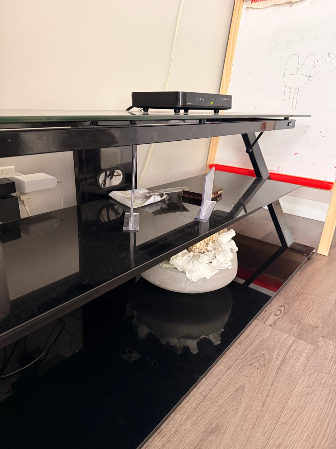 TV stand - photo 2