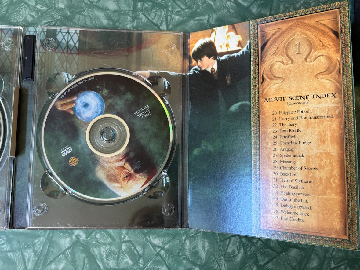 Harry Potter and the Chamber of Secrets DVD - photo 5