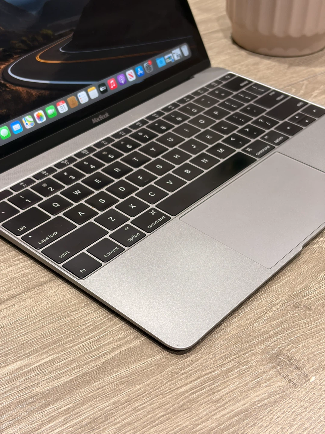 MacBook (Retina, 12-inch, 2017) — 250GB / m3 / 8GB - photo 2