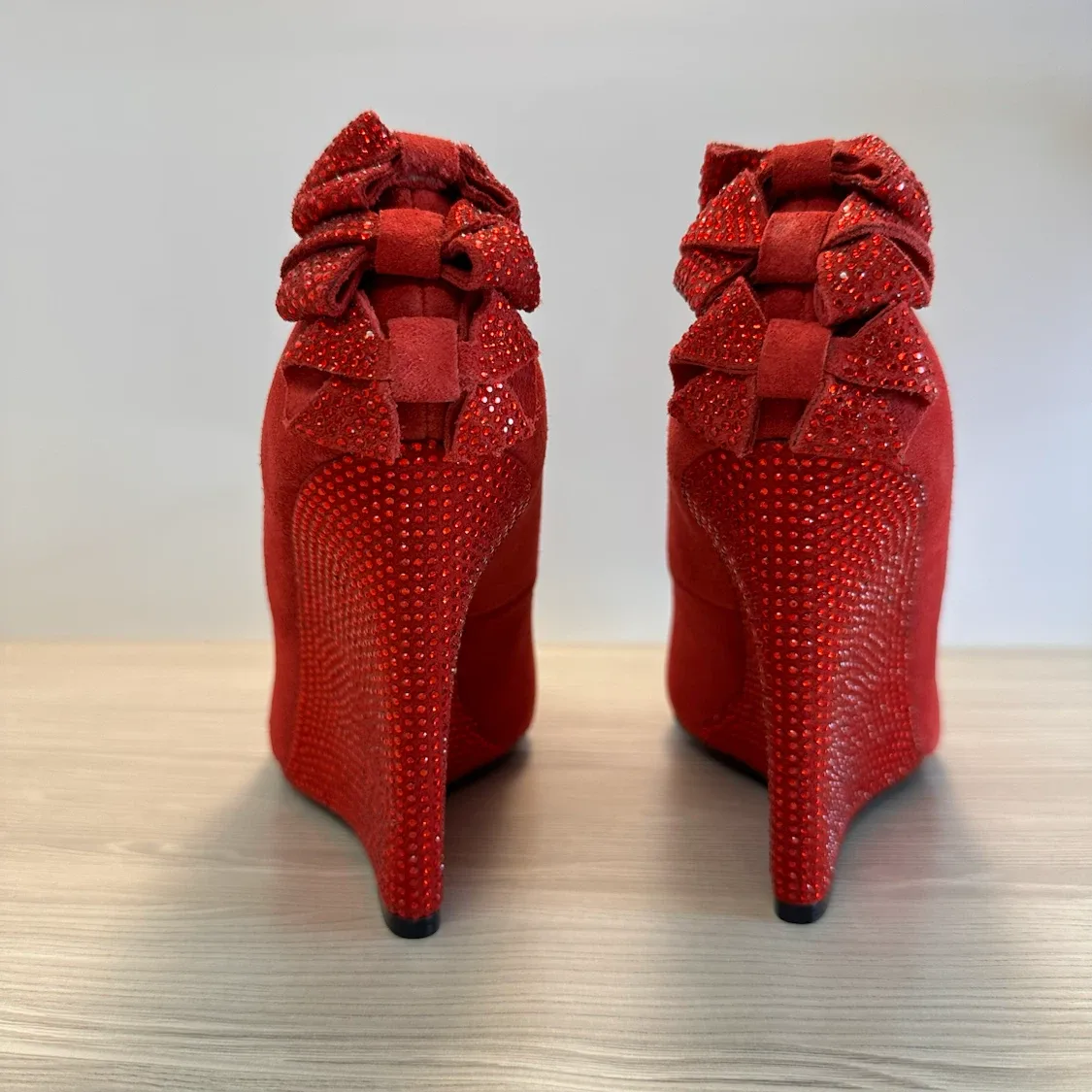 Betsey Johnson Red Suede Wedges size 8 NEW - photo 2