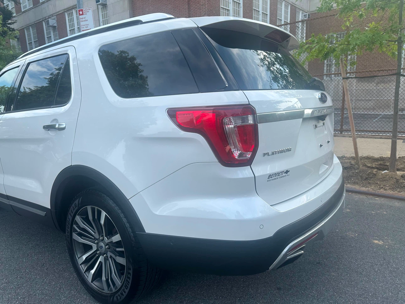2016 Ford Explorer Platinum SUV - photo 4