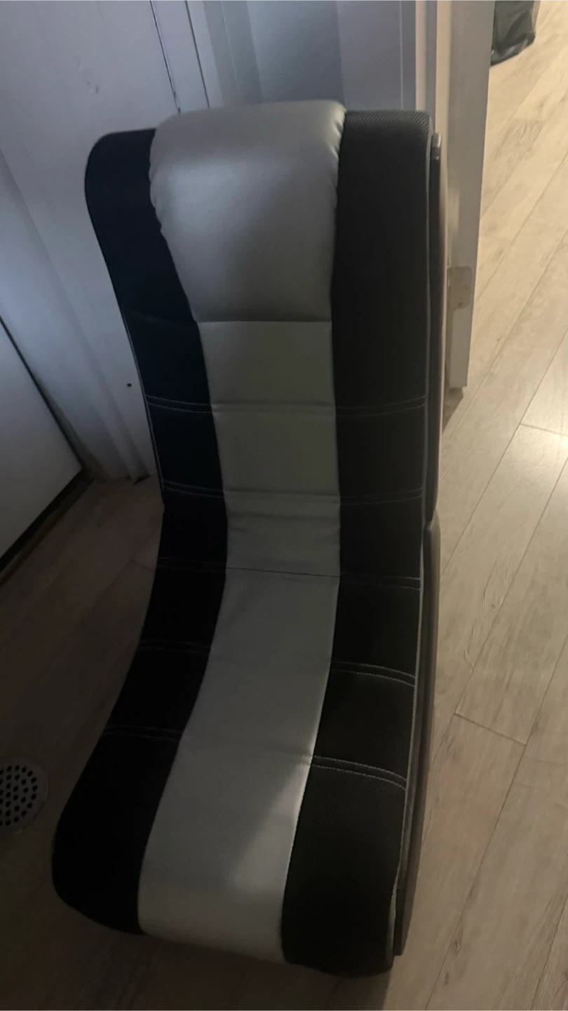 Gaming Chair - photo 2