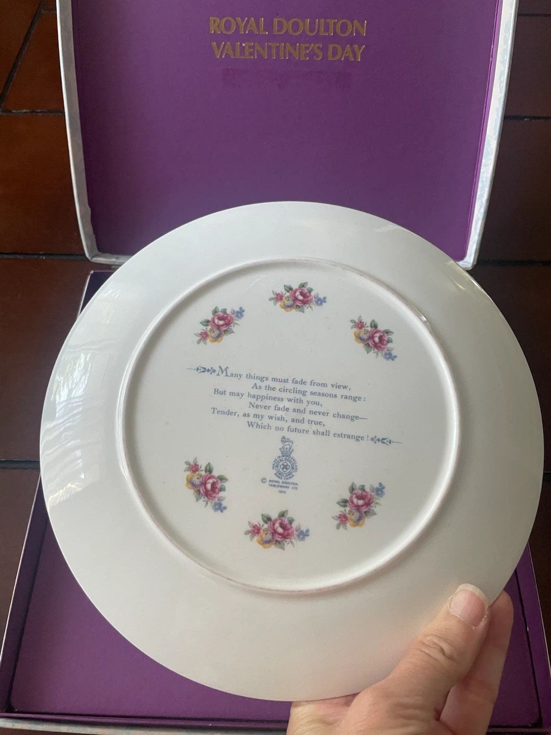 VINTAGE - Royal Doulton Valentine's Day Plate 1976 First Edition - photo 4