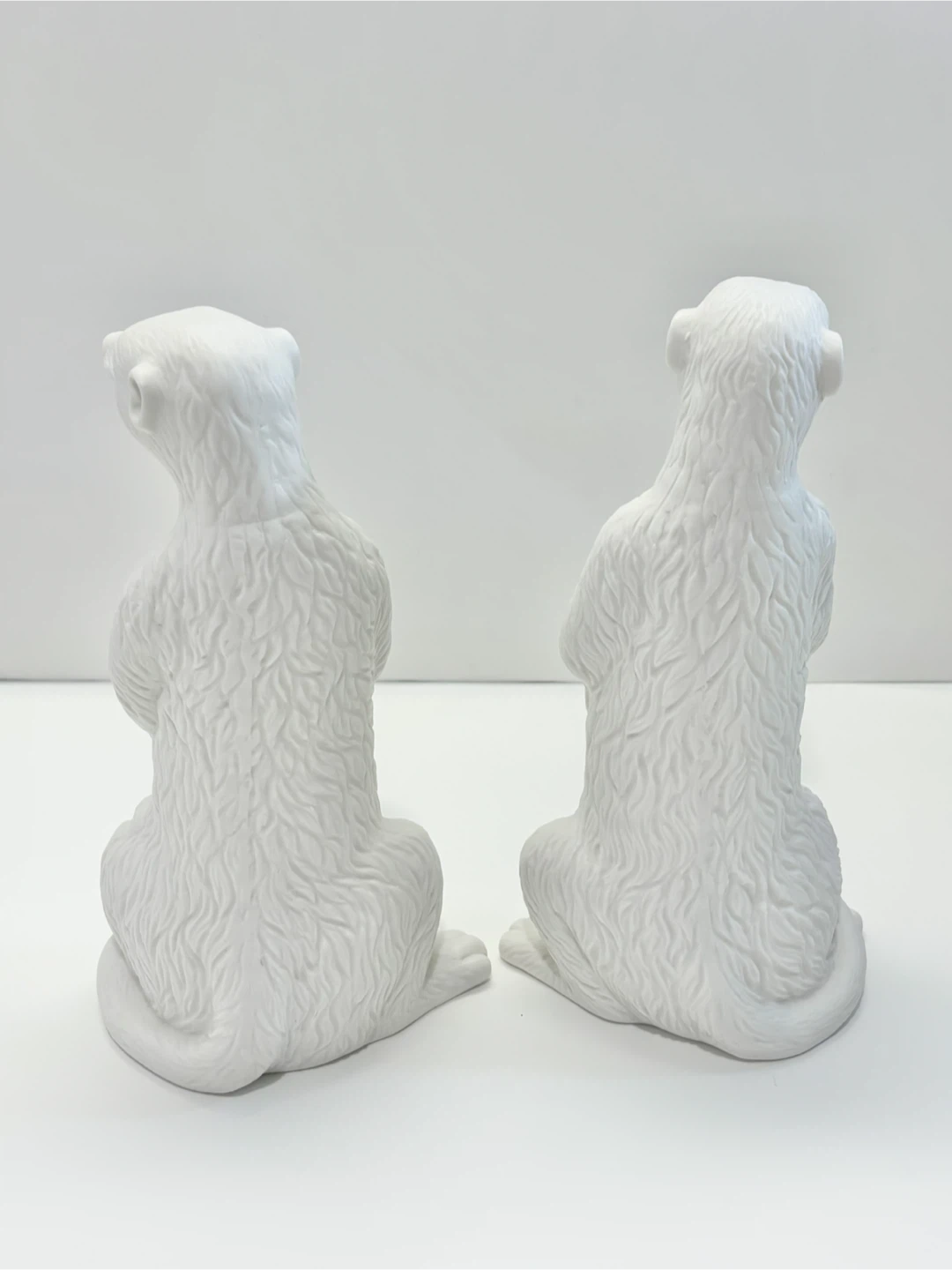 Pair of Luna Porcelain Meerkat Figurines - photo 3