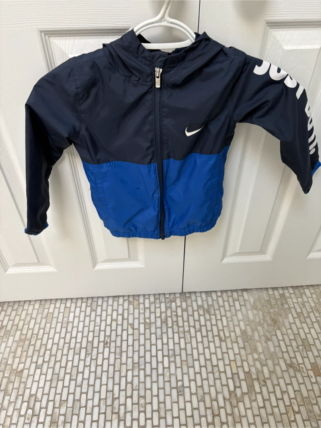 Nike Kids Windbreaker Jacket 3 yrs