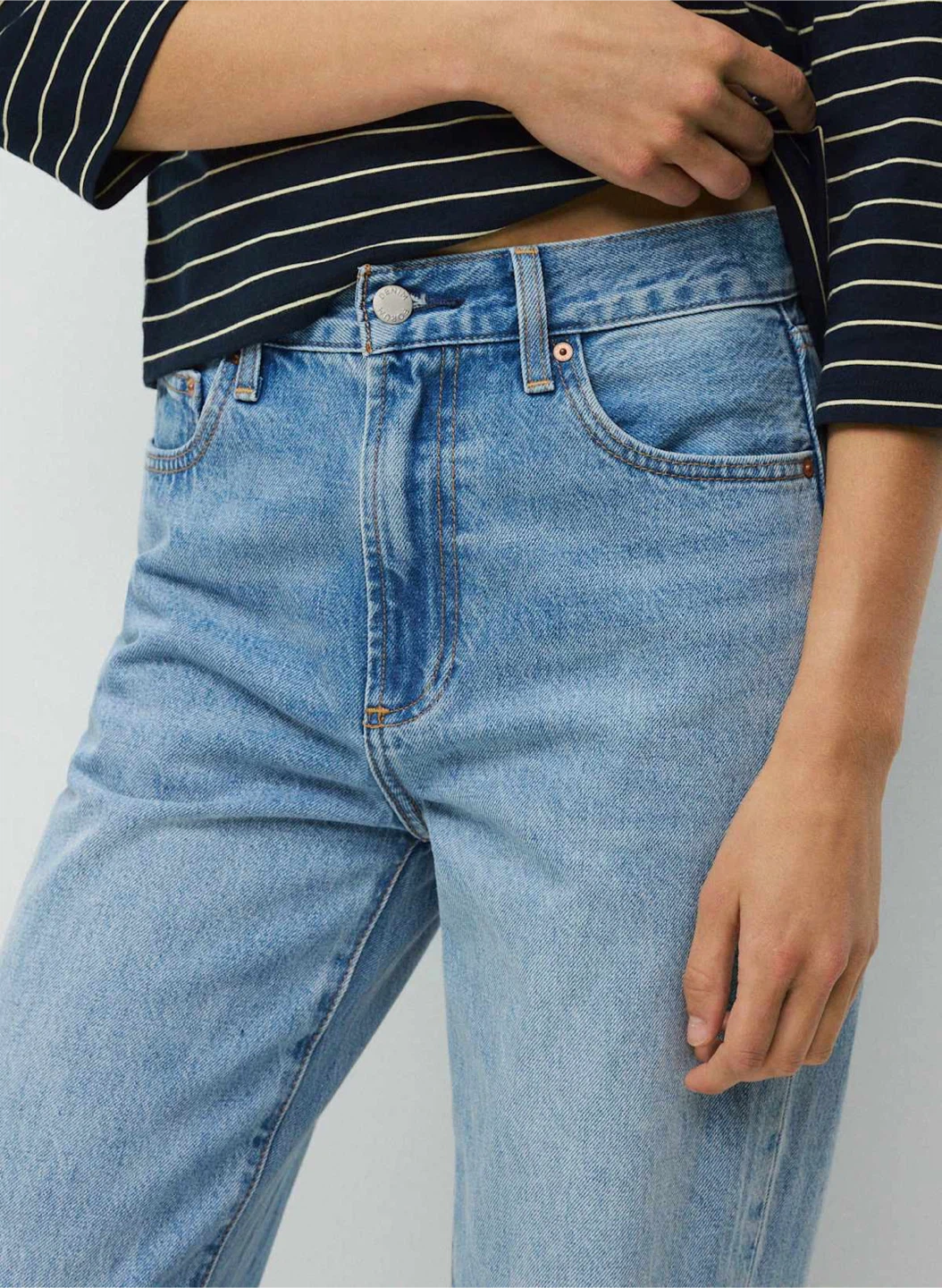 Denim Forum Wide Leg Jeans - Light Wash