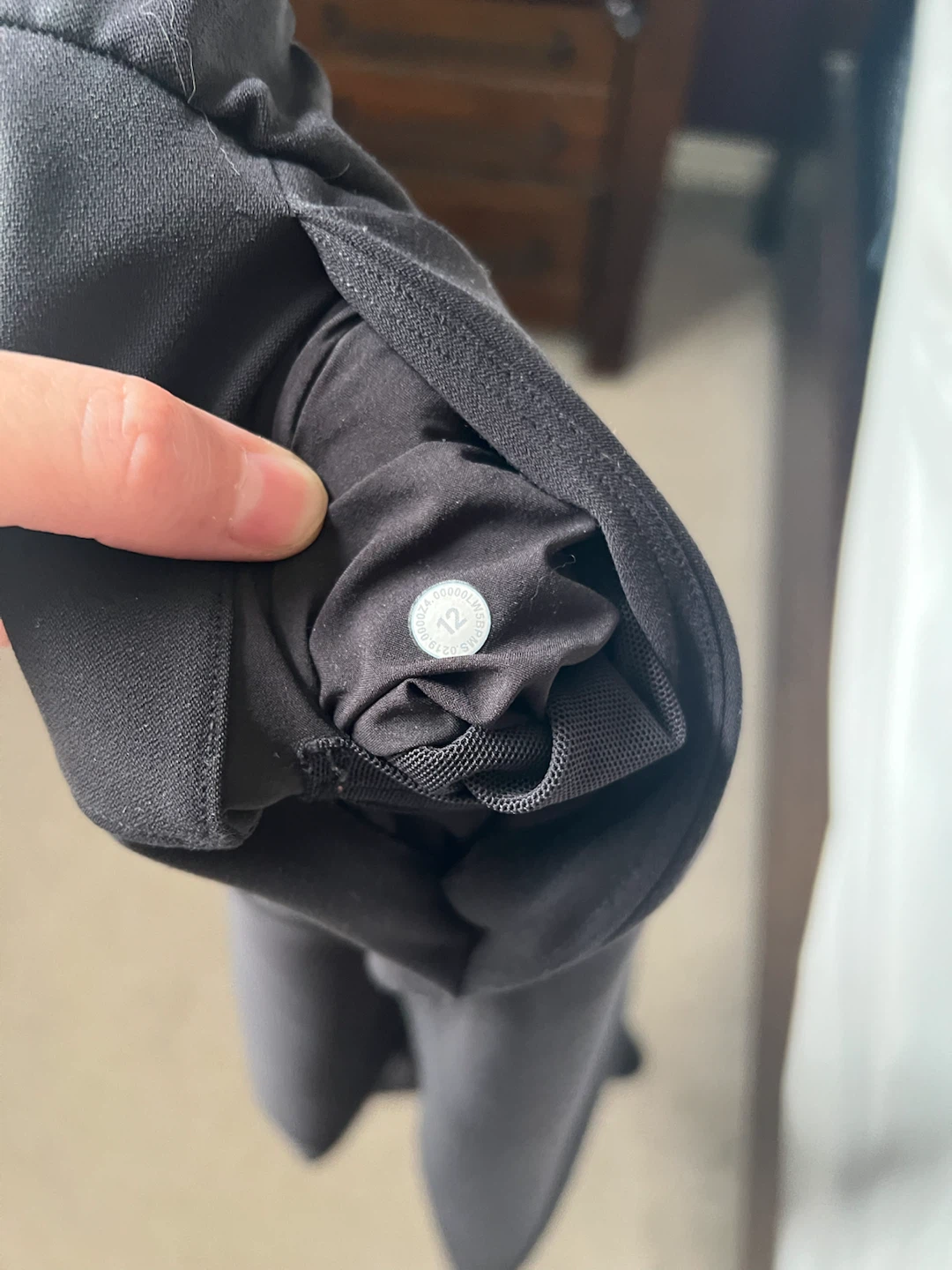 Size 12 lululemon on the fly 7/8 pants - photo 3