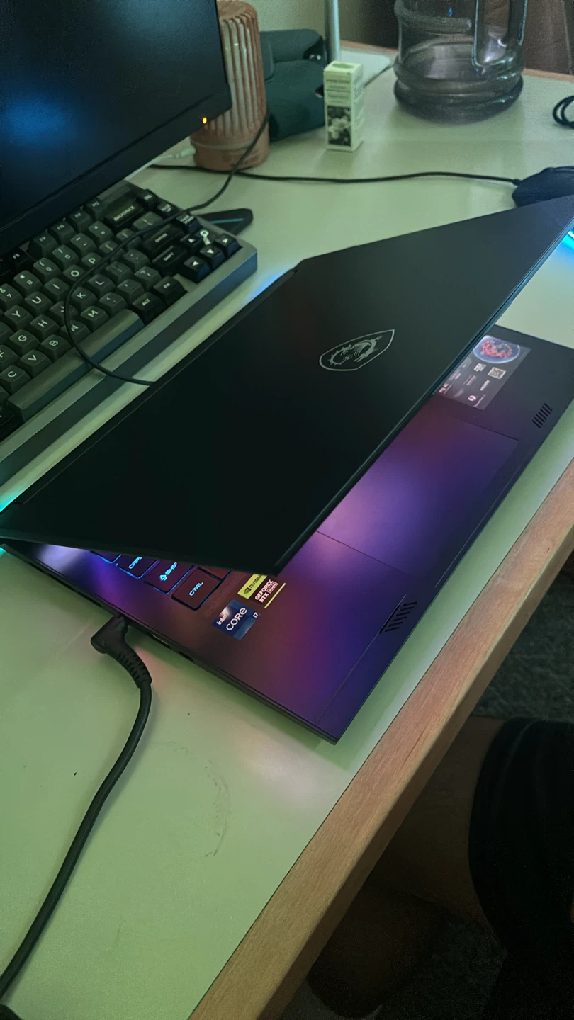 MSI Stealth 14 Studio Gaming Laptop - photo 2