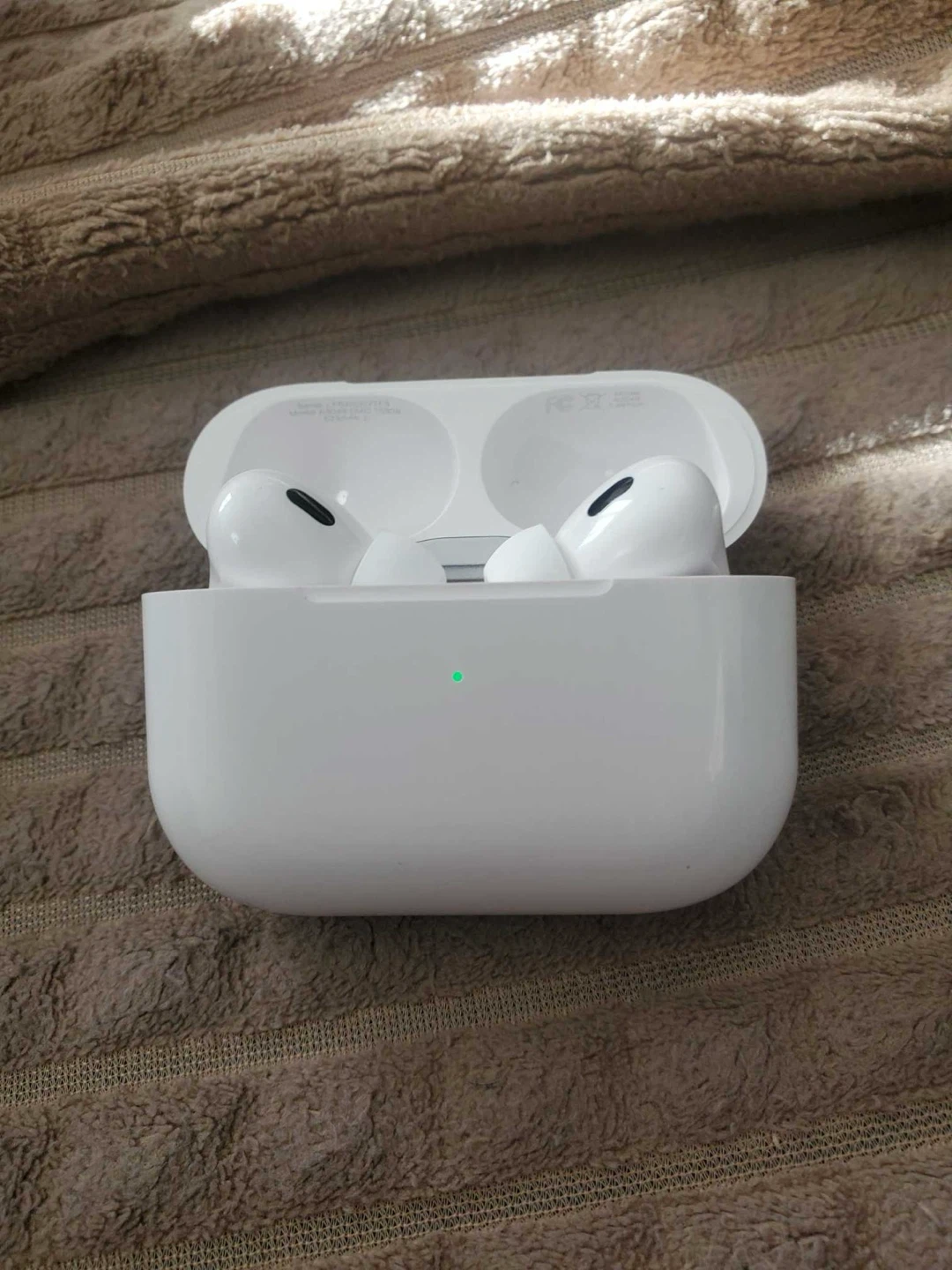 APPLE AIRPODS 4 ANC - photo 3