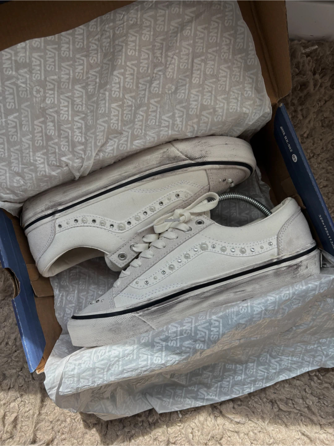 Vans lx Old Skool White Studded Sneakers - photo 5