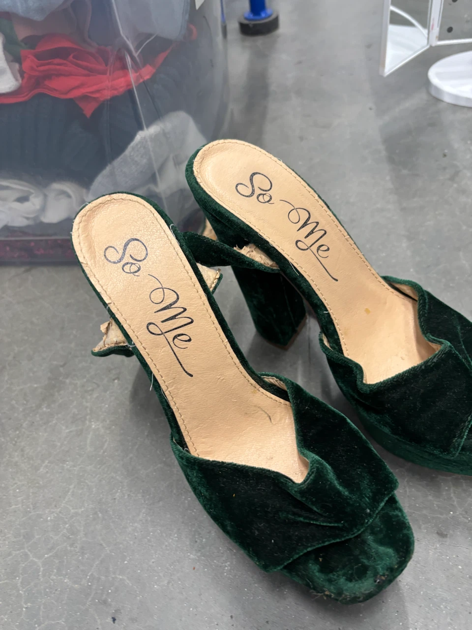 So Me Velvet Block Heels - Emerald Green