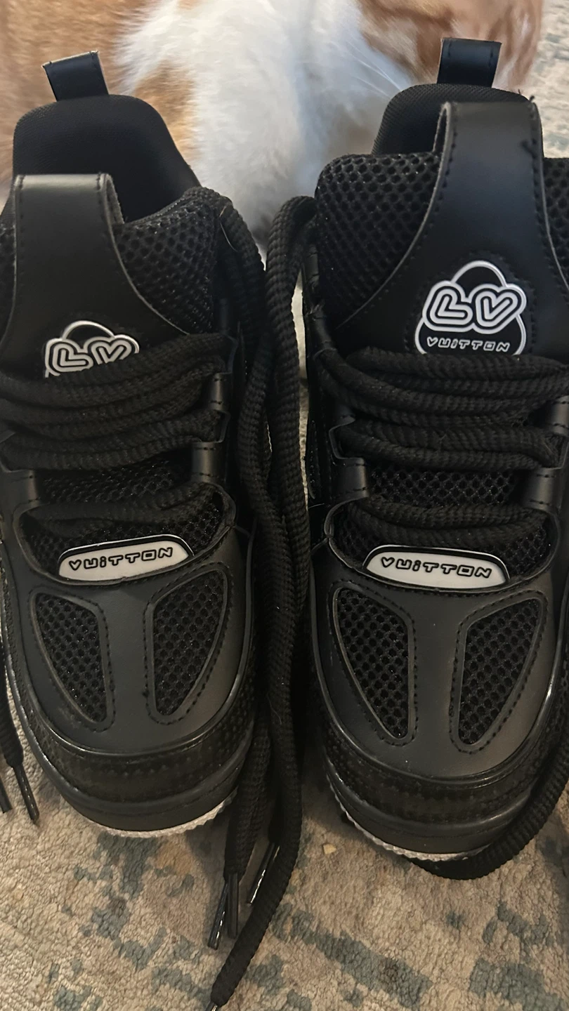 Louis Vuitton Black Sneakers negotiable - photo 5