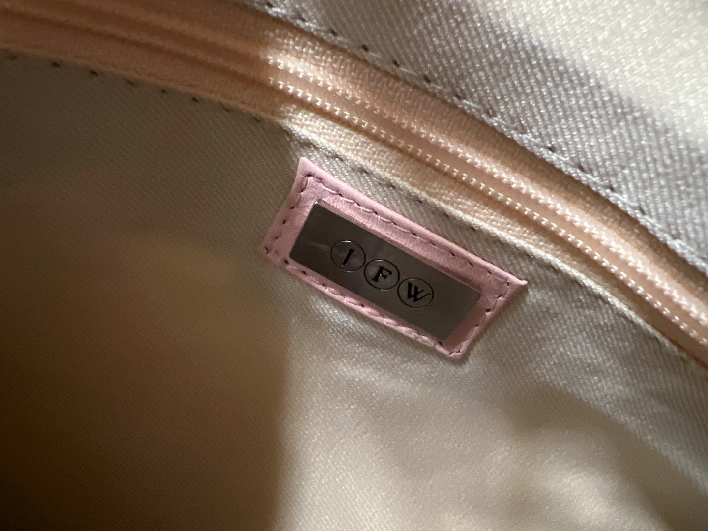 New JFW Genuine Leather Pink Handbag - photo 3