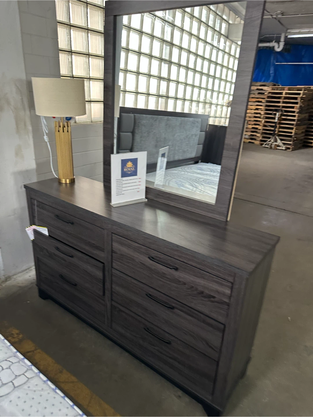 4 piece bedroom set bf Mr dr ns - photo 3