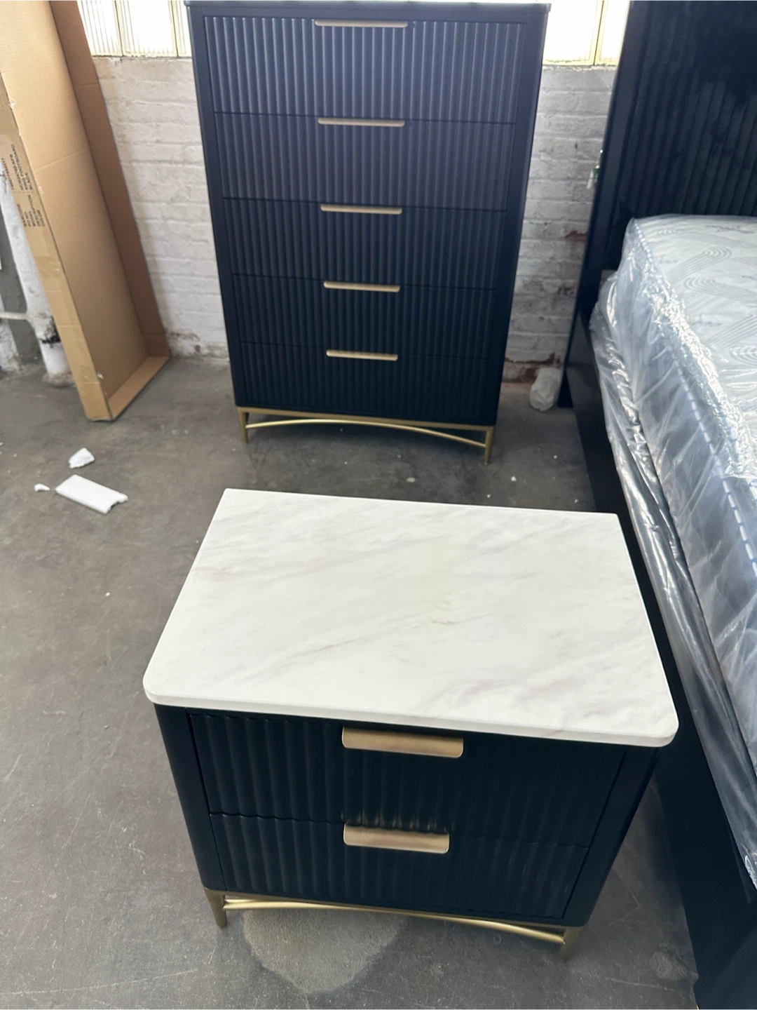 Black Bedroom Set - Dresser, Nightstand, Bed Frame, Mirror - photo 2
