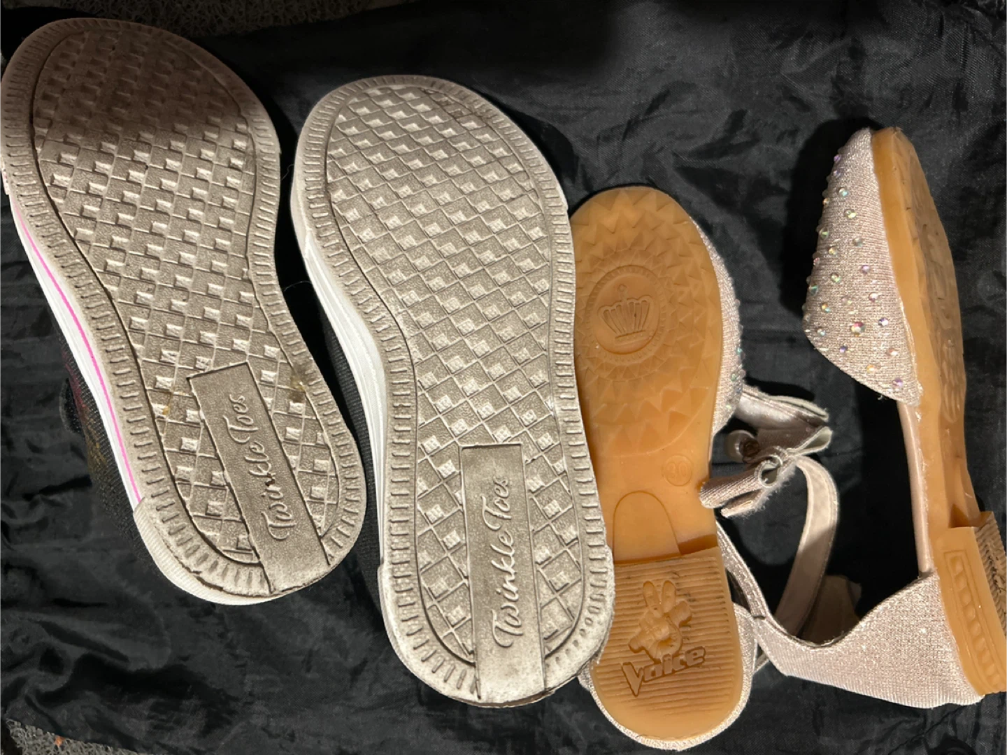 Skechers Twinkle Toes & Fashion Flats - photo 2