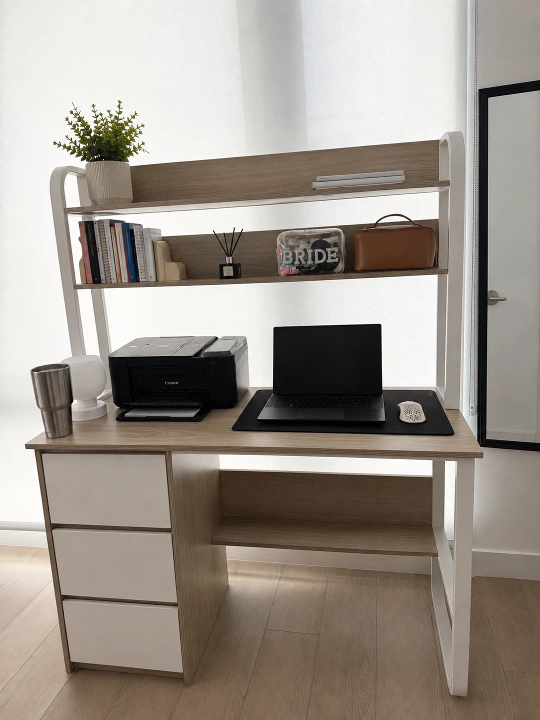Compact Wood Grain Desk with Hutch