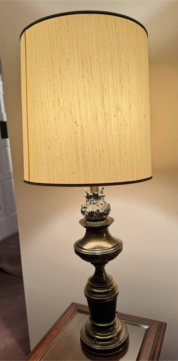 Pair of Vintage Table Lamps - photo 2