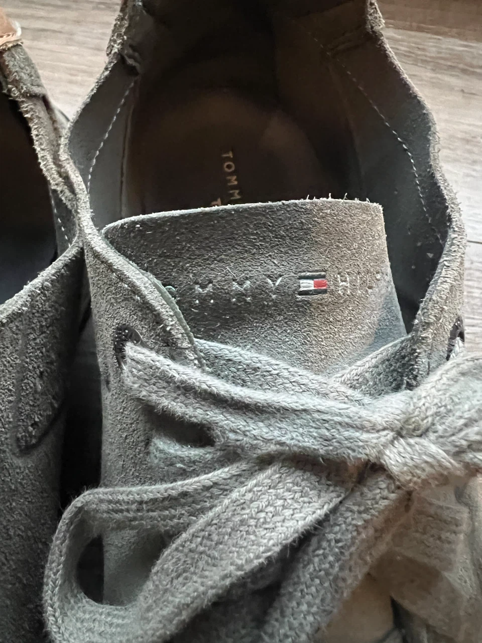Tommy Hilfiger Suede Sneakers - photo 5