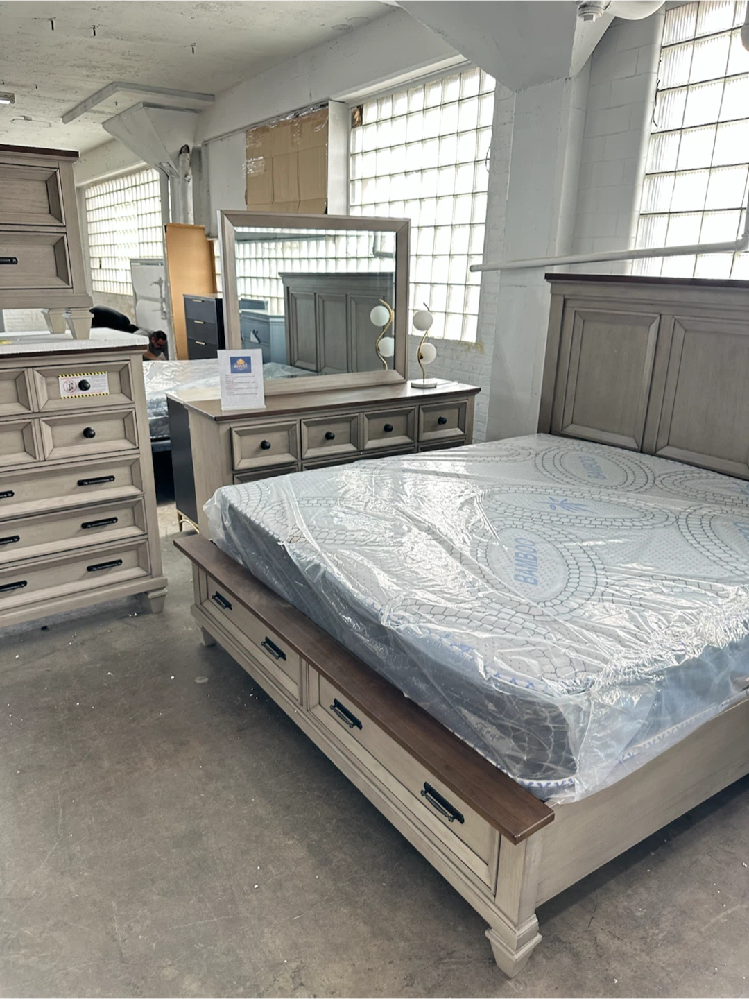 Bedroom Set - Bed frame Dresser, Nightstands & mirror