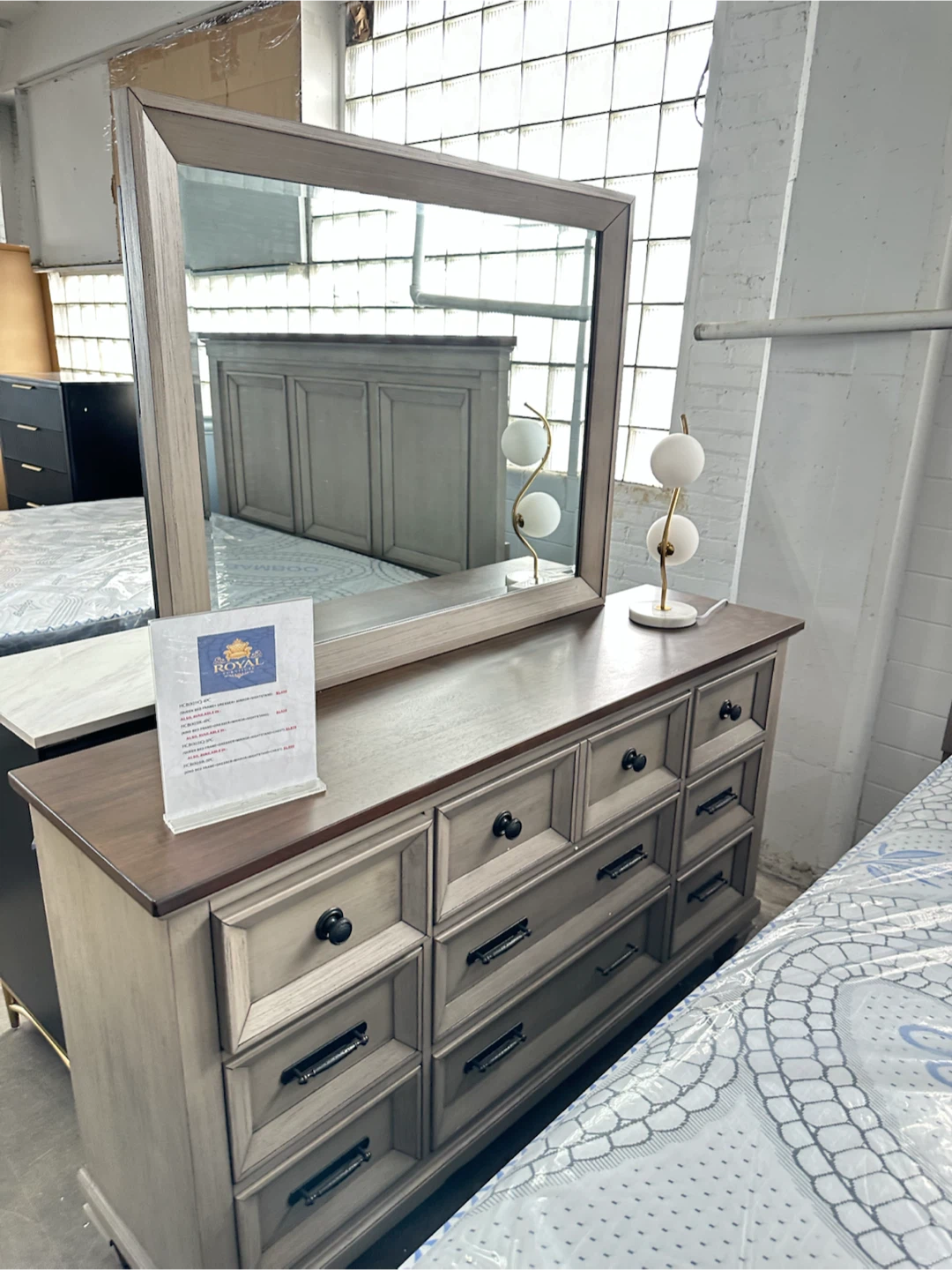 Bedroom Set - Bed frame Dresser, Nightstands & mirror - photo 3