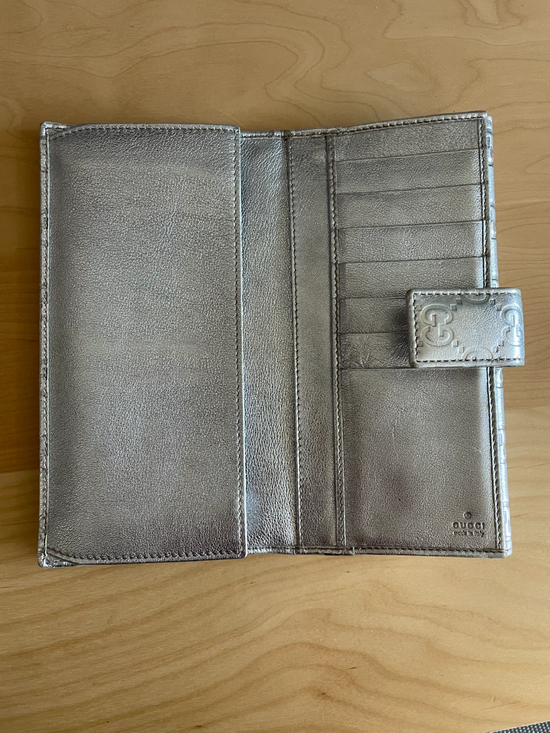 Gucci Silver Embossed Monogram Long Wallet - photo 3