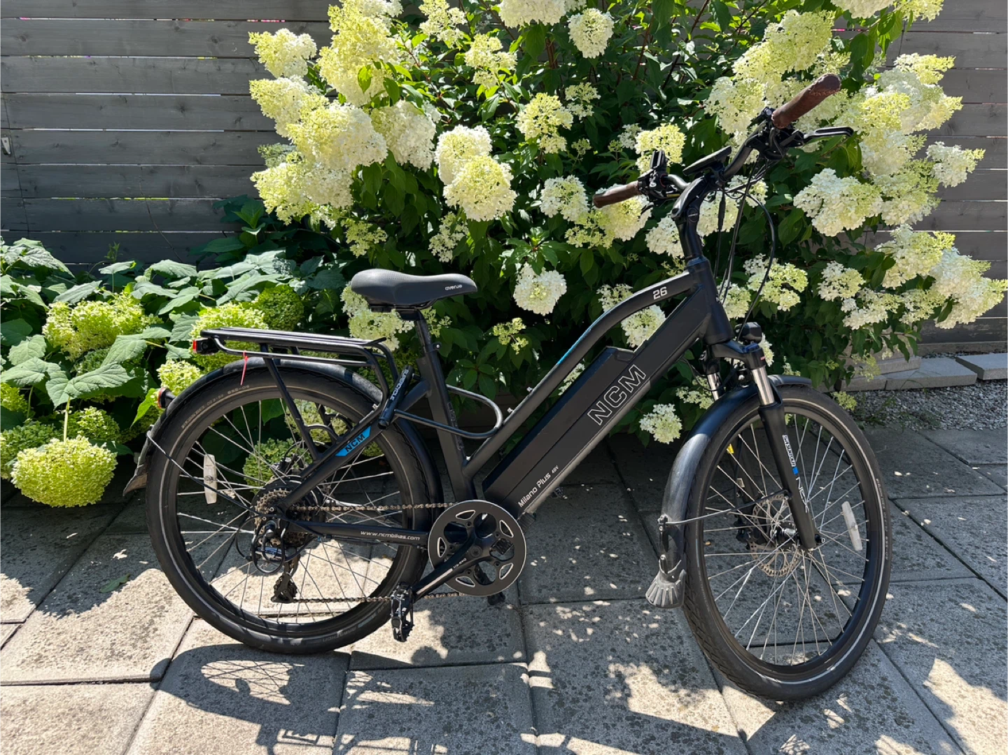 NCM Milano Plus Electric Bike - photo 4