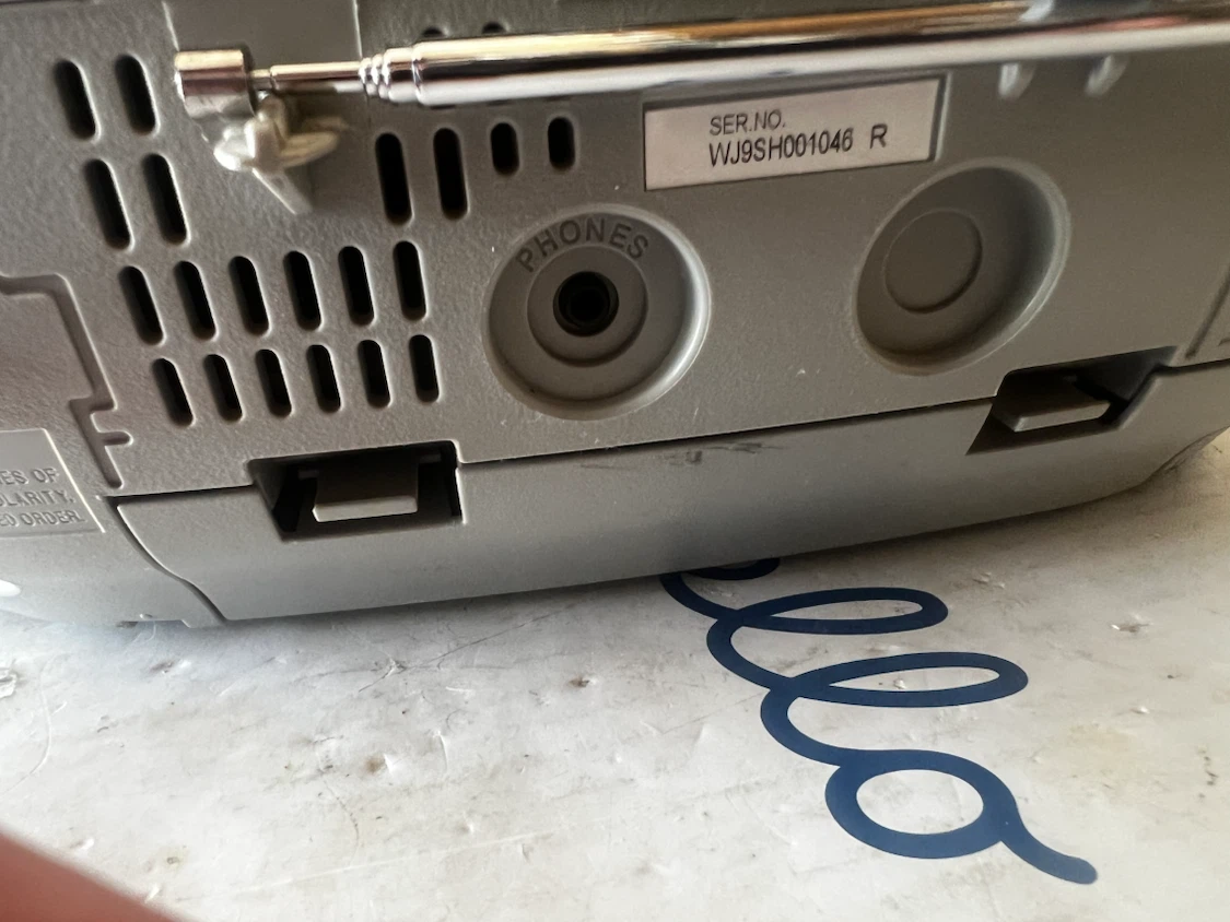 Panasonic Portable CD Radio Cassette Boombox MP3 Compatible - photo 2