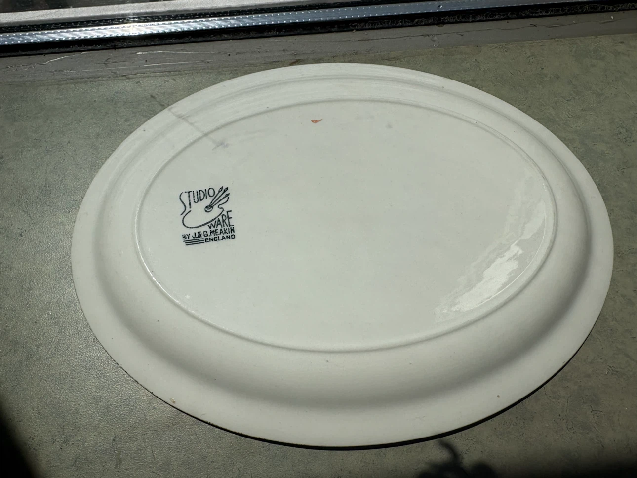 Studio Ware by J & G Meakin Oval Platter - photo 2