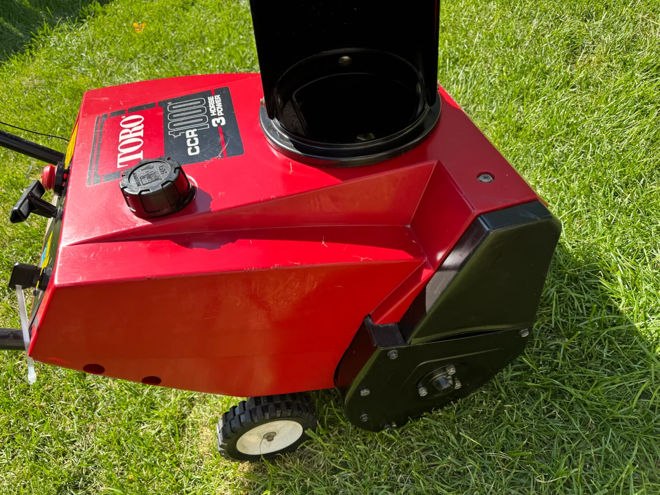 Toro CCR 1000 Snow Blower - photo 4