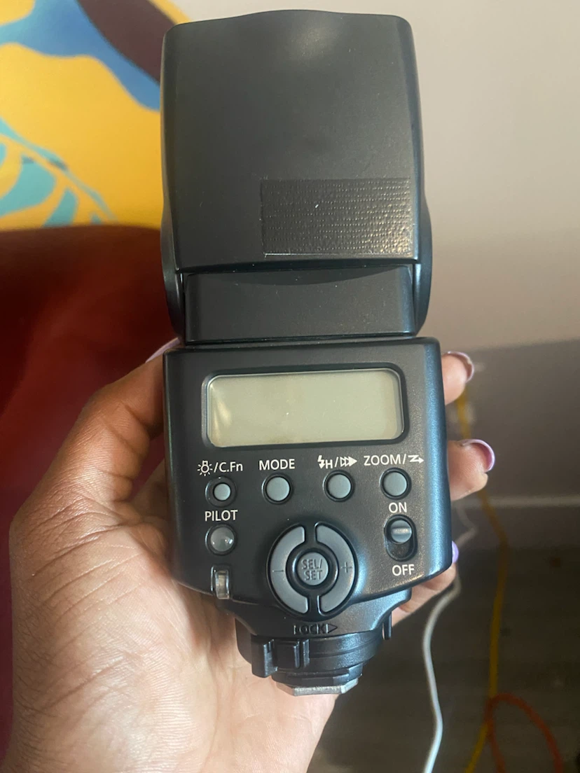 Canon Speedlite Camera Flash with Case