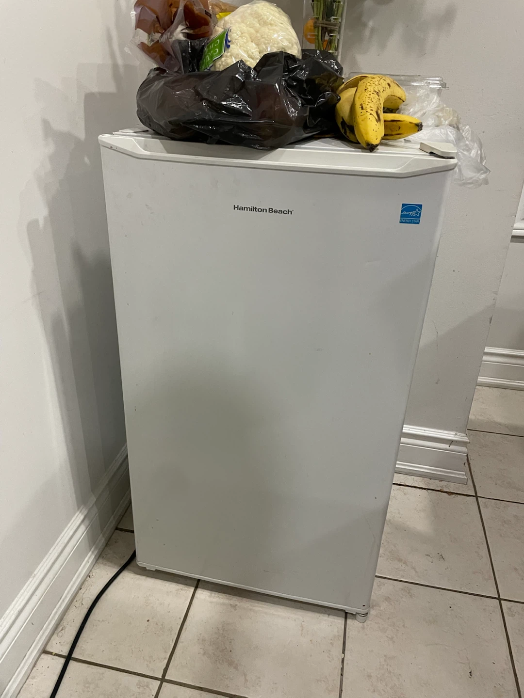 Hamilton Beach Compact Refrigerator