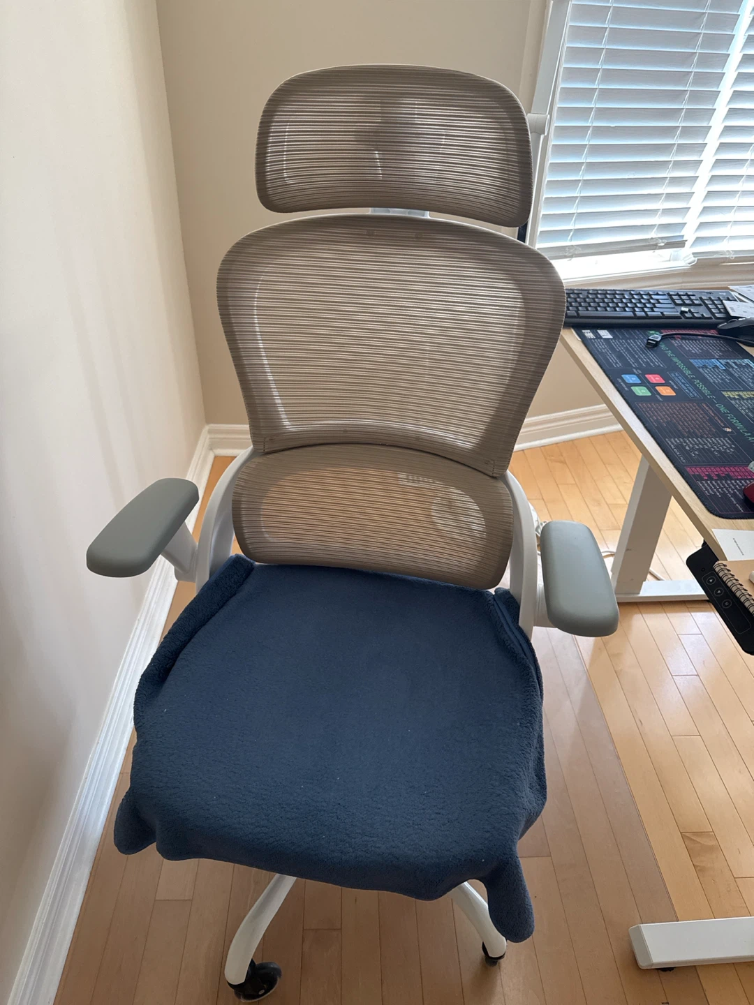 Ergonomic Office Chair - photo 2