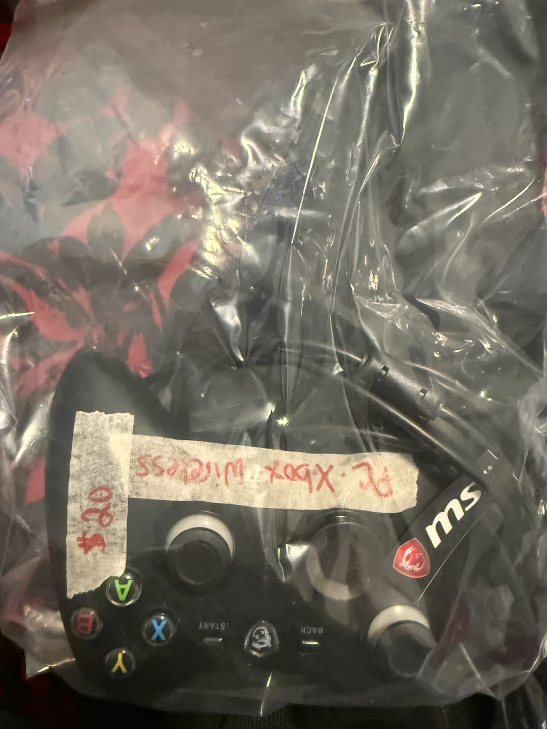 MSI Wireless PC/Xbox Controller - photo 2
