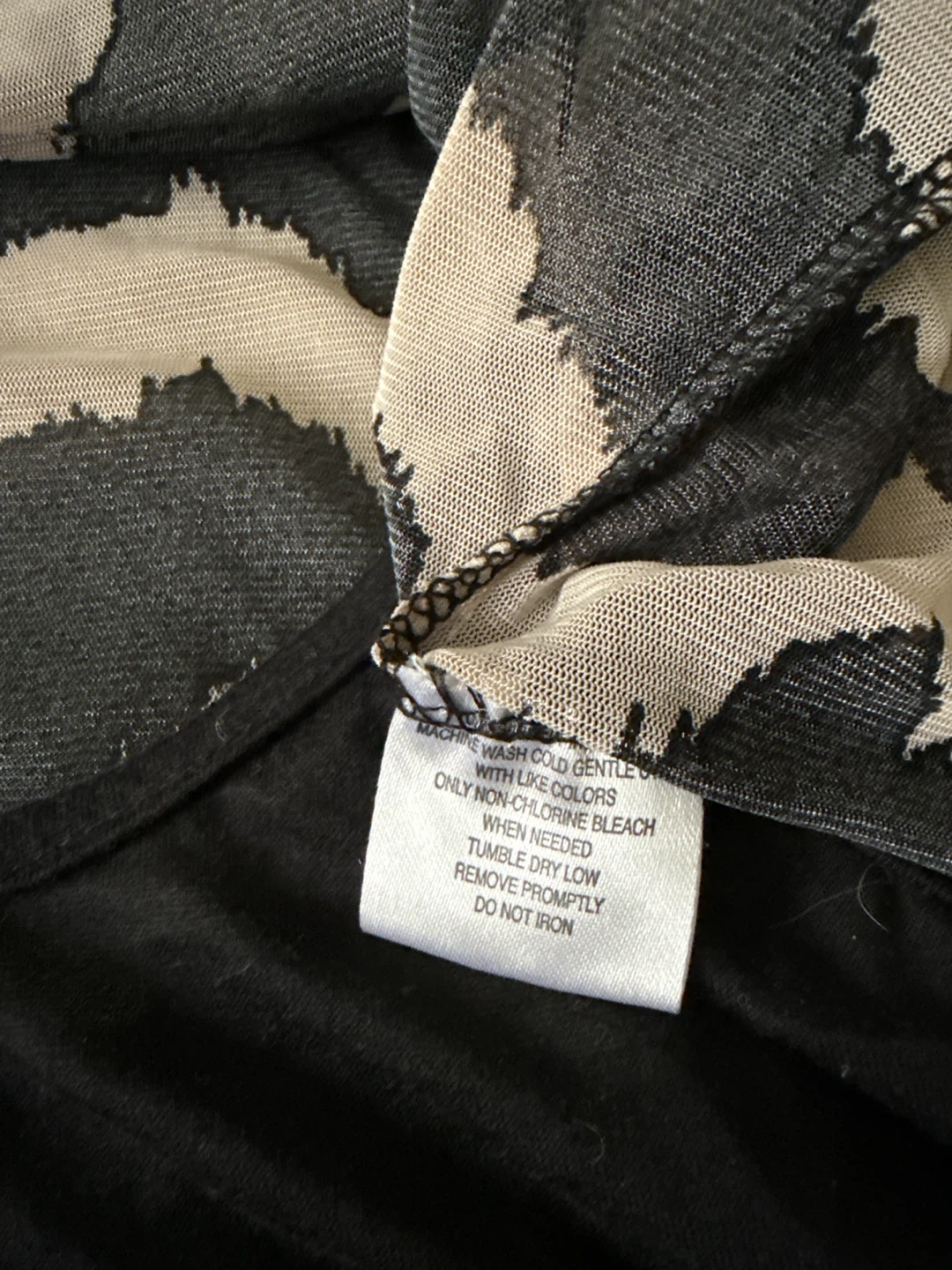 Womens Sheer Zigzag Print Knit Top - photo 4