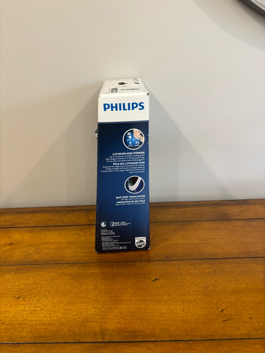 Philips Series 3000 Electric Shaver - photo 3