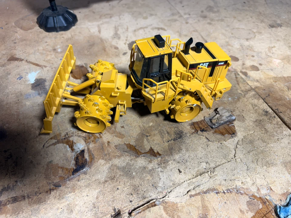 Caterpillar Soil Compactor Toy Model