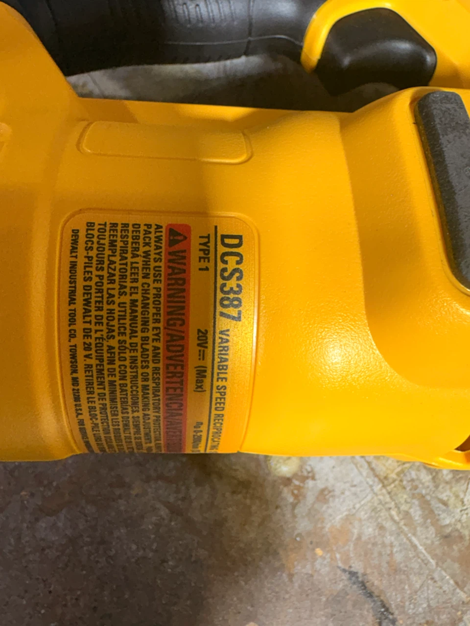 DeWalt 20V MAX DCS387 Reciprocating Saw - photo 2