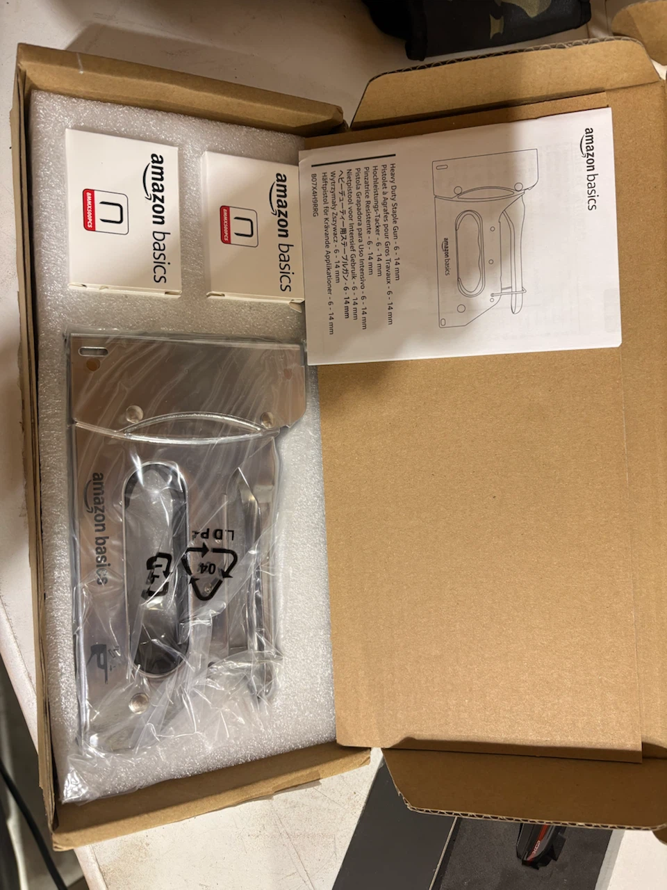 Amazon Basics Heavy Duty Staple Gun
