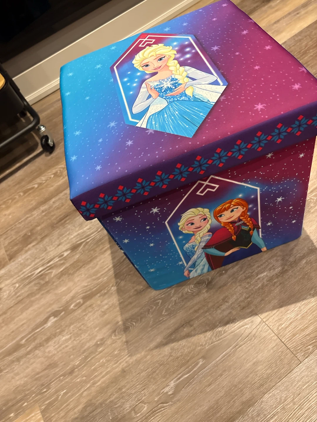 Storage box filled with Barbies, exercises and furniture - photo 2