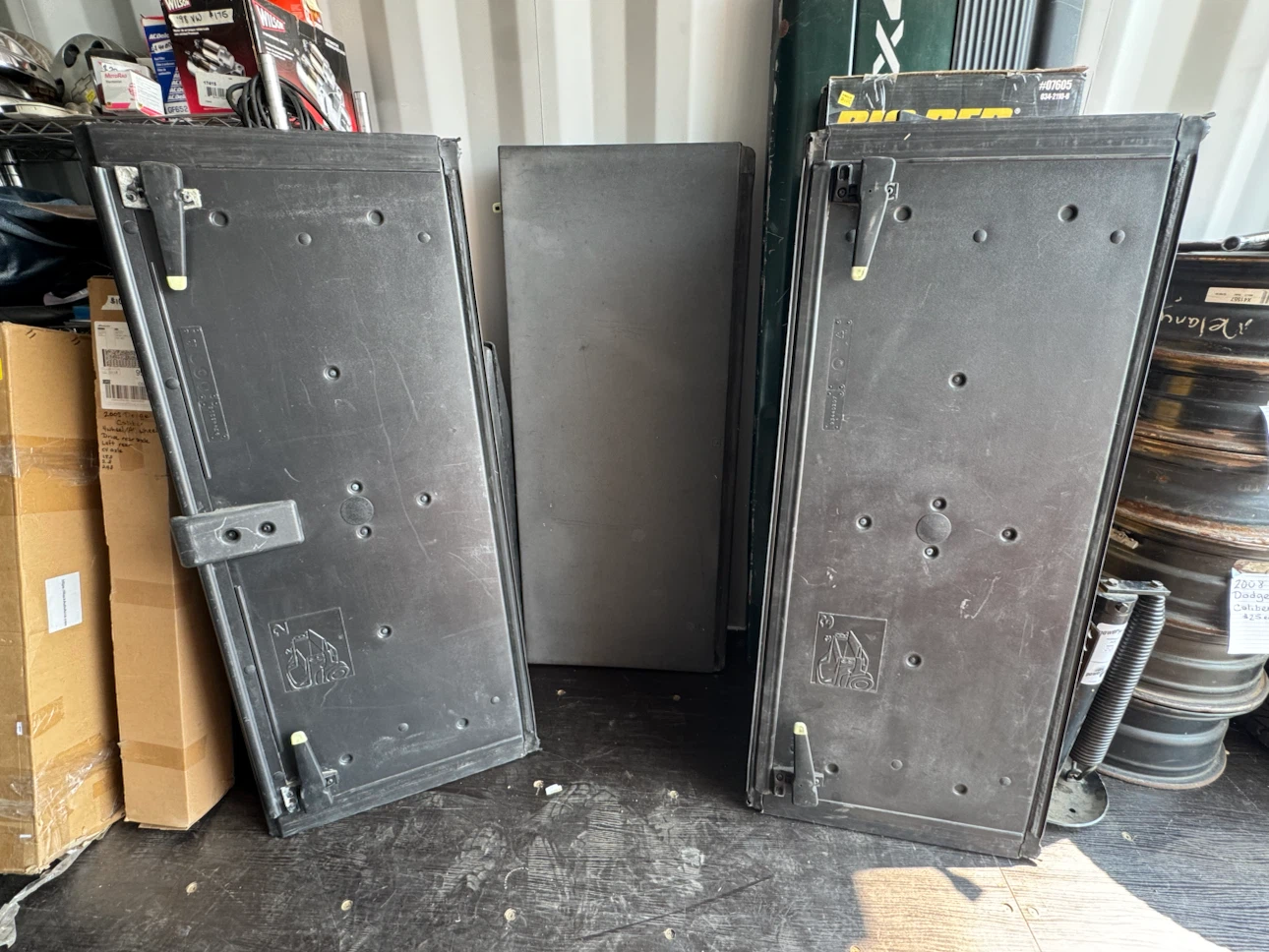 Chevy Avalanche Tonneau Cover Panels