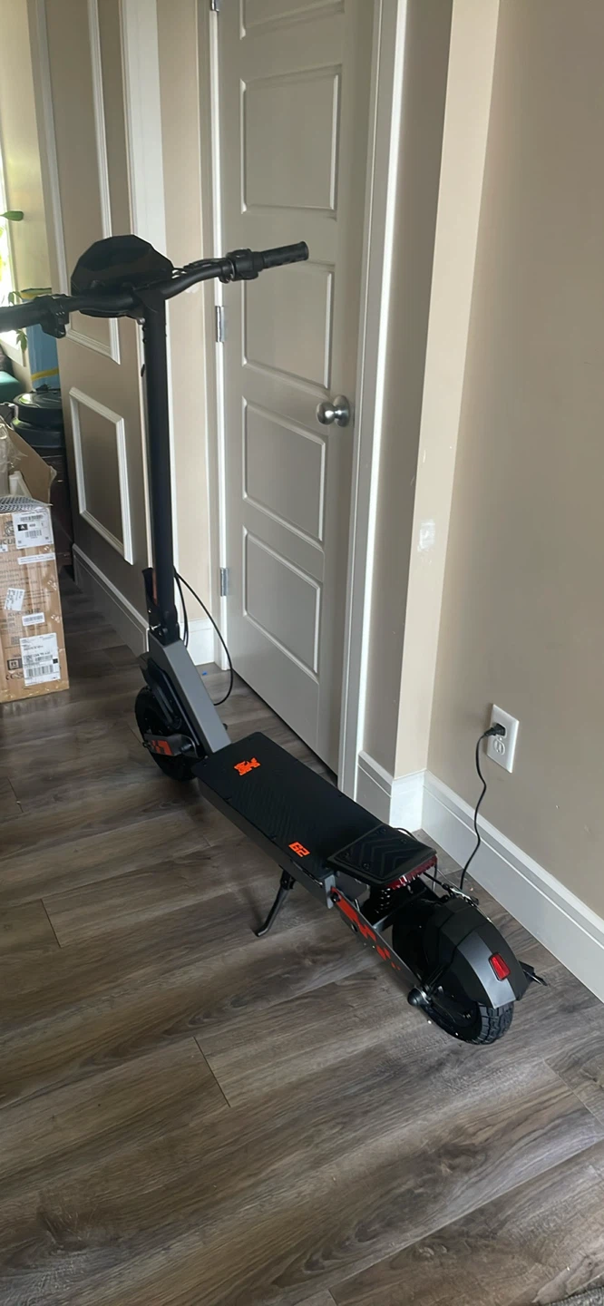 G2 KUKIRIN E-SCOOTER  (NEW)