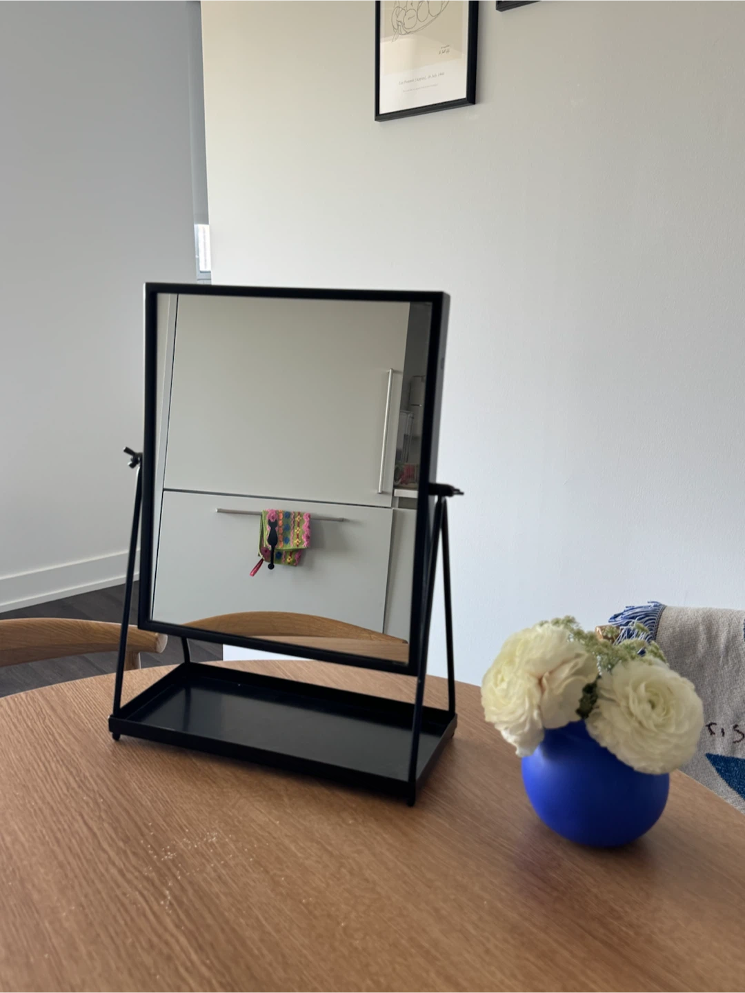 Black Metal Vanity Mirror with Tray