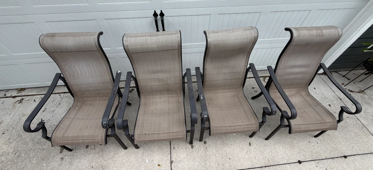Set of 4 Patio Chairs $50 All - photo 3