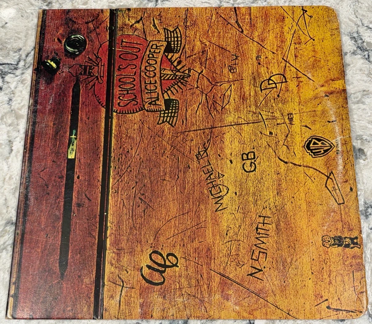 Alice Cooper School’s Out 1972 🇨🇦 (BS 2623) Desk Cover Record