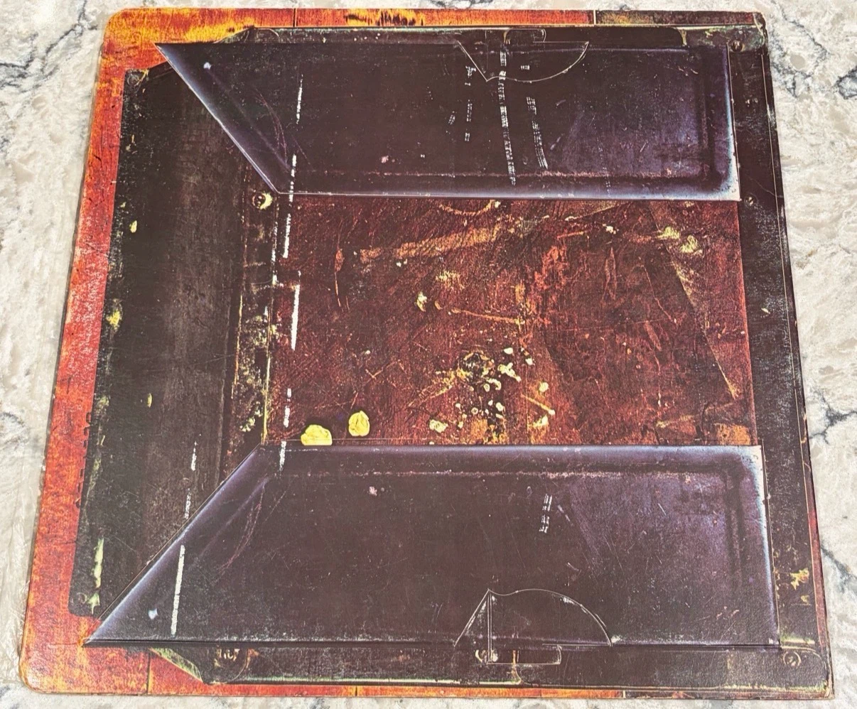 Alice Cooper School’s Out 1972 🇨🇦 (BS 2623) Desk Cover Record - photo 2