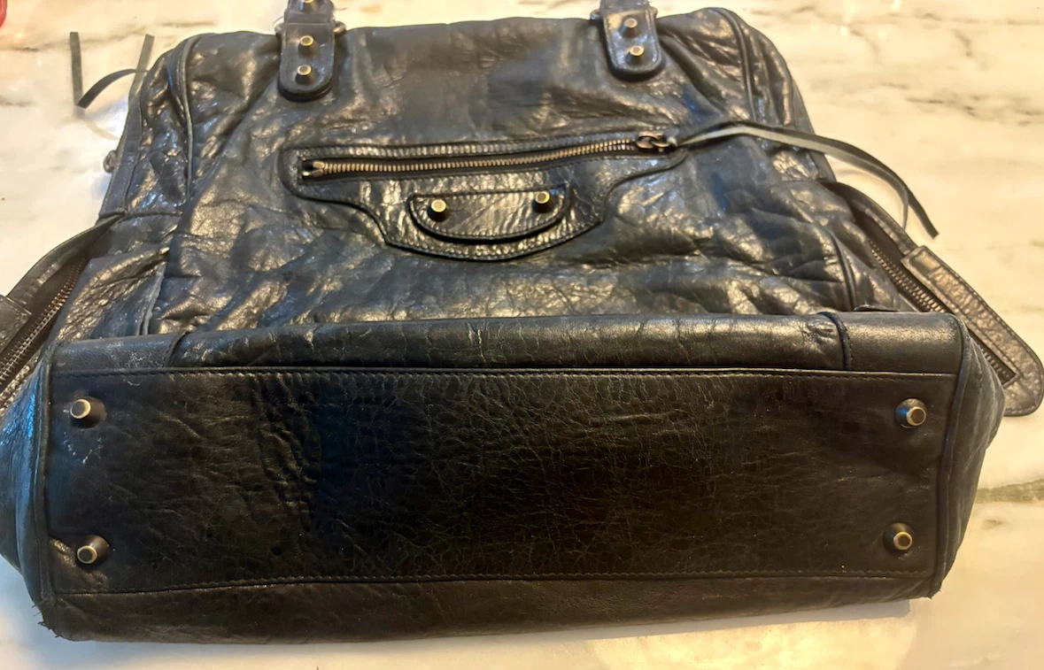 Balenciaga Black Leather City Bag - photo 5